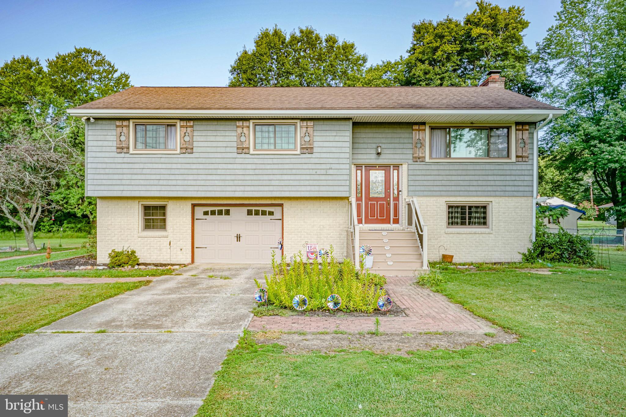 170 FORT MOTT ROAD