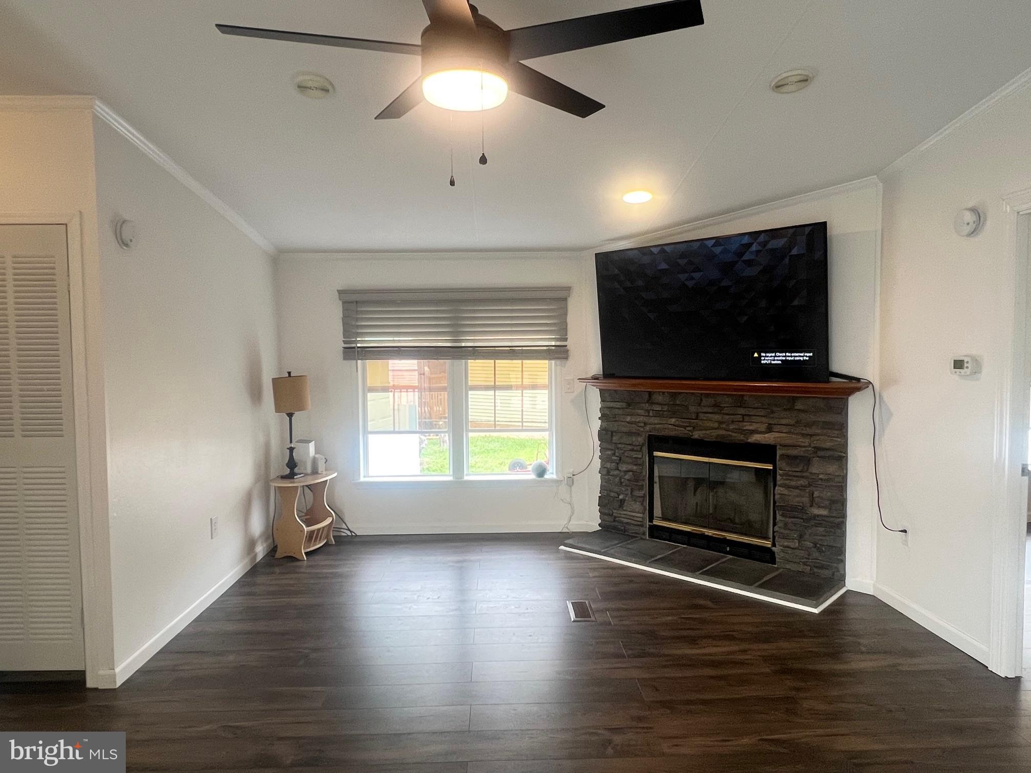 HIGHLAND MANOR - Residential