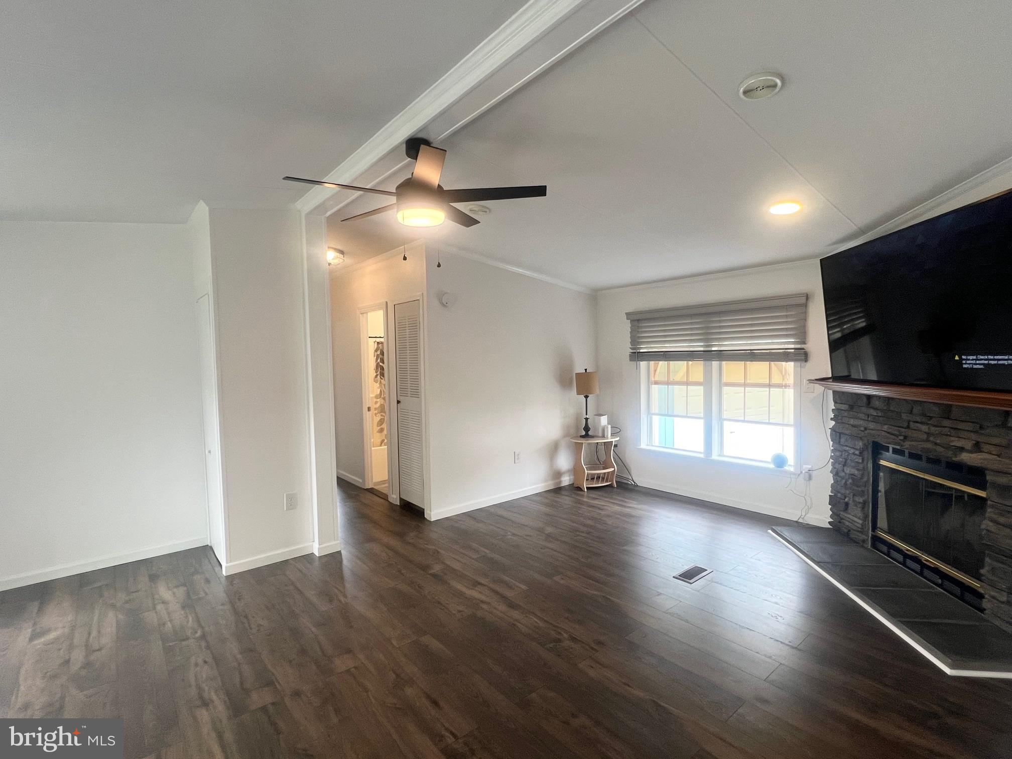 HIGHLAND MANOR - Residential