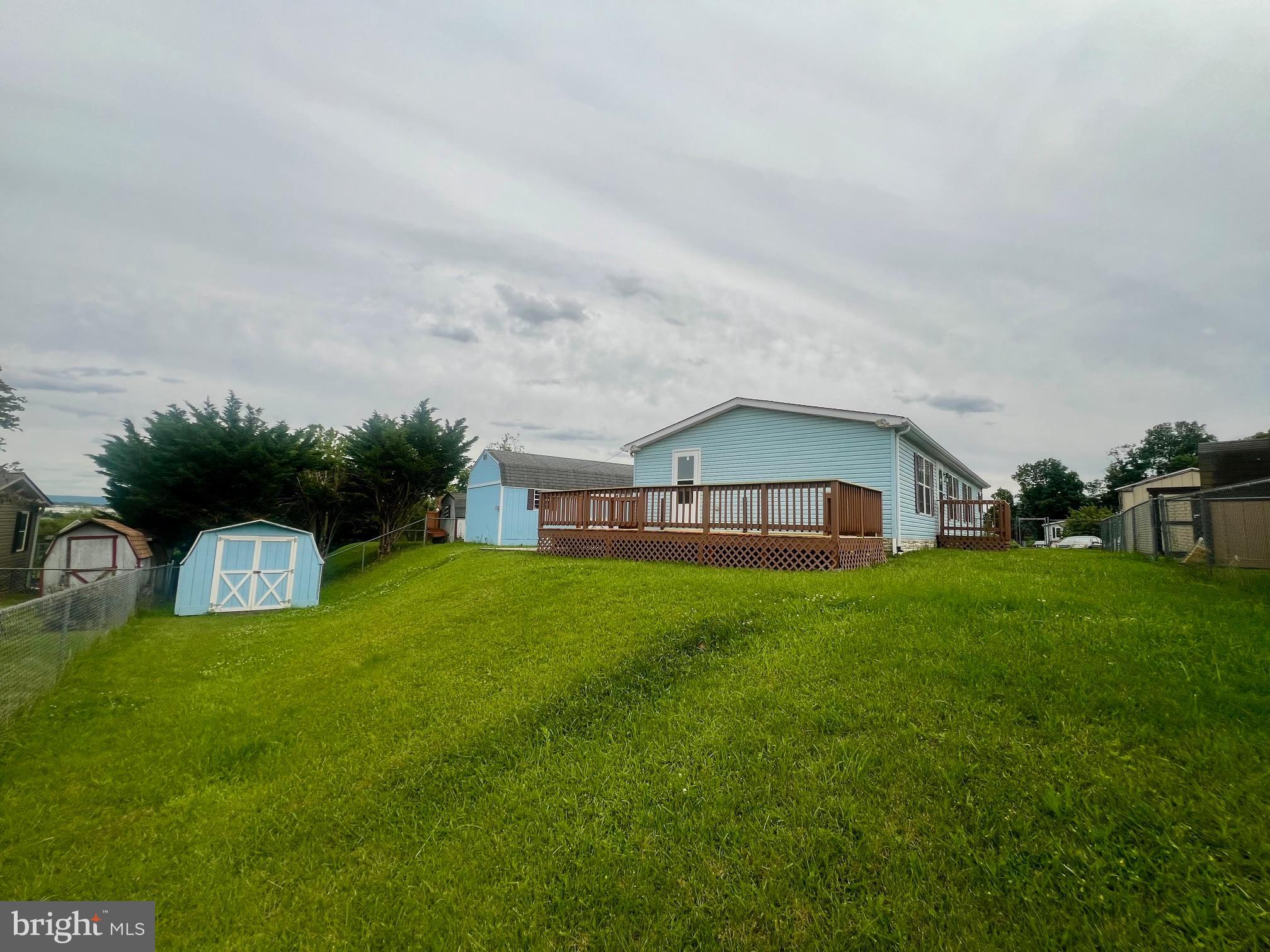 HIGHLAND MANOR - Residential