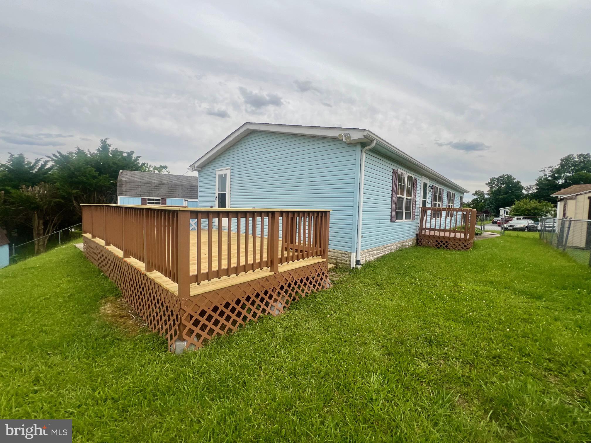 HIGHLAND MANOR - Residential