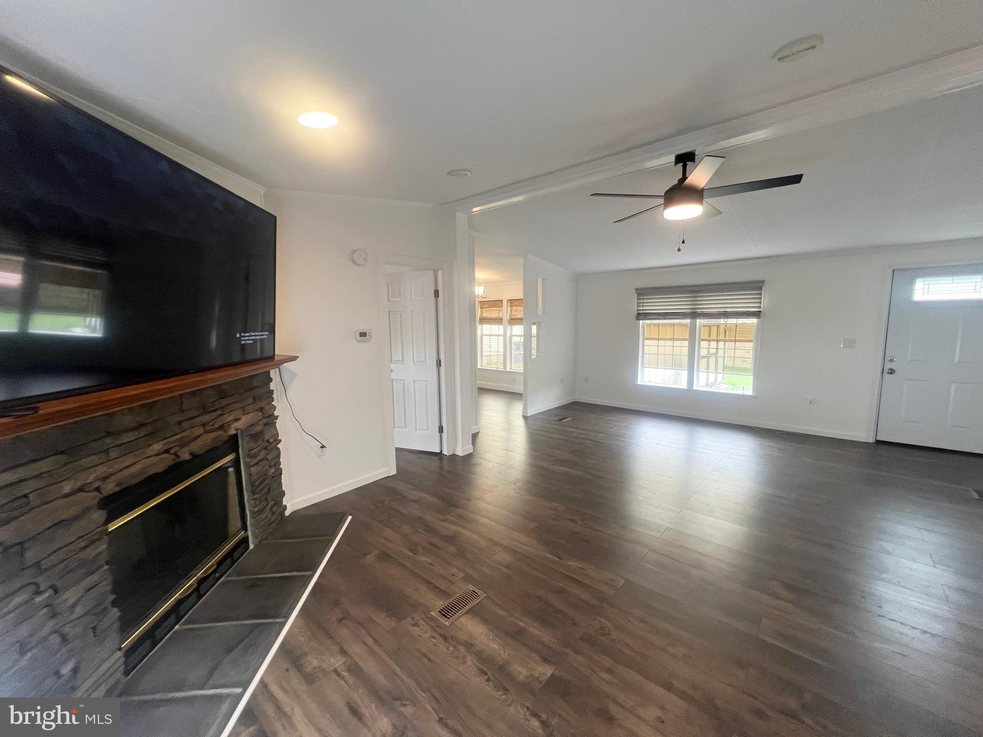 HIGHLAND MANOR - Residential