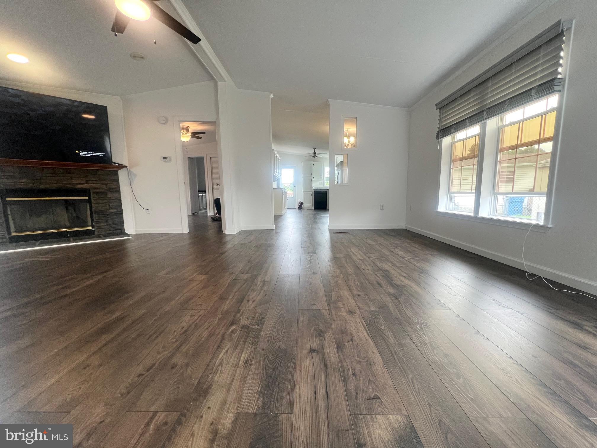 HIGHLAND MANOR - Residential