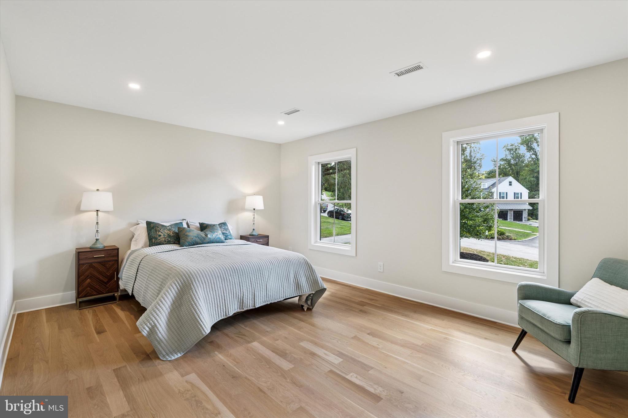 GLADWYNE - Residential