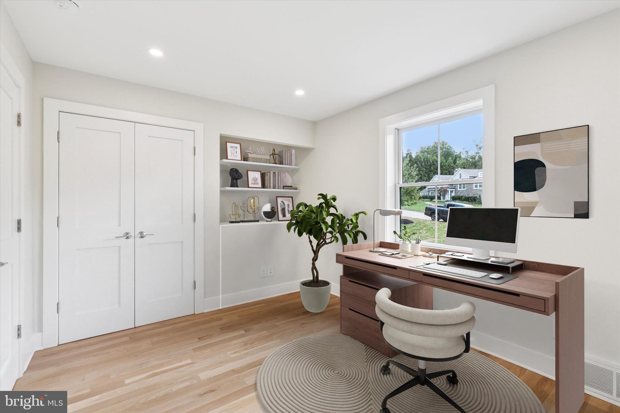 GLADWYNE - Residential