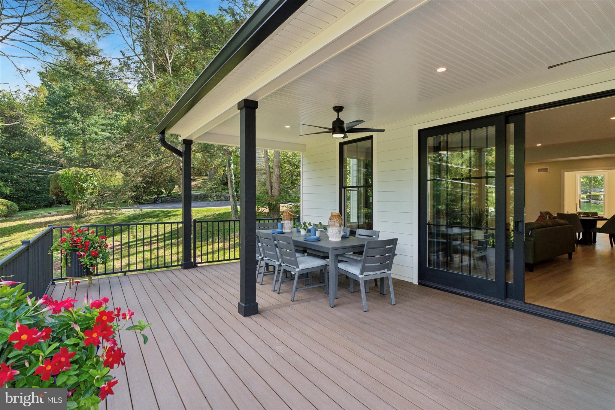 GLADWYNE - Residential