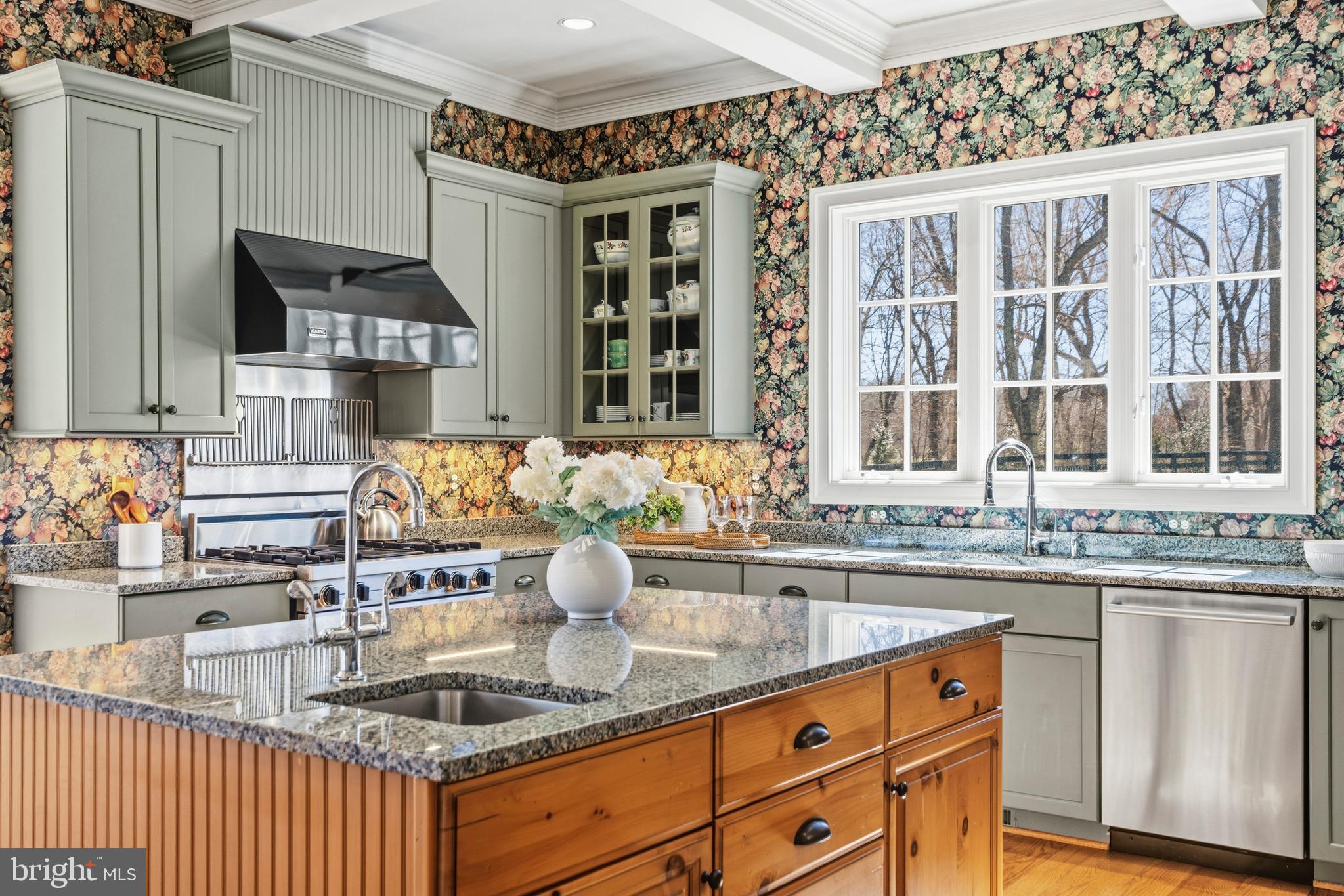 ASHLEY SPRINGS - Residential