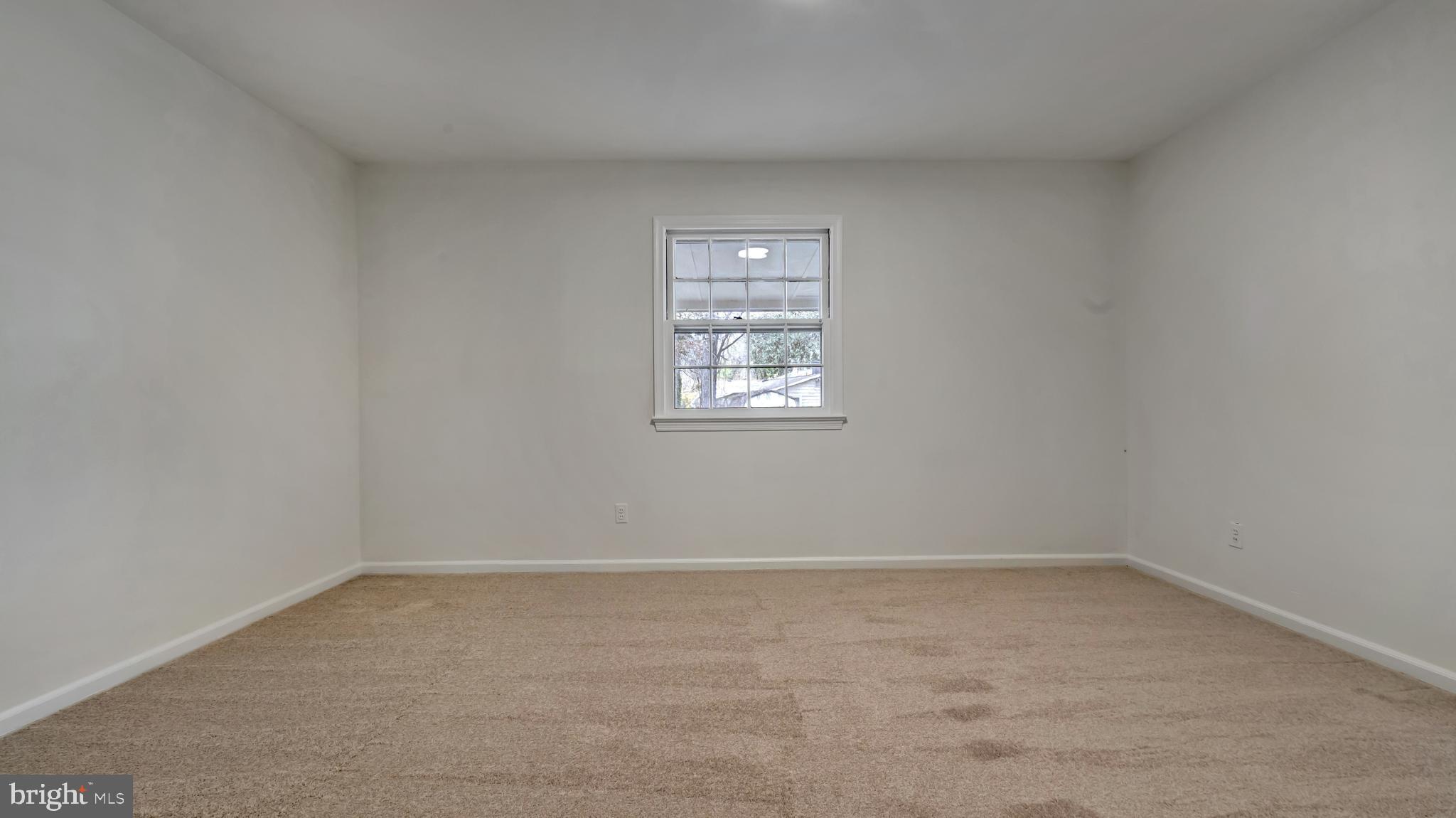 TEMPLE HILLS - Residential