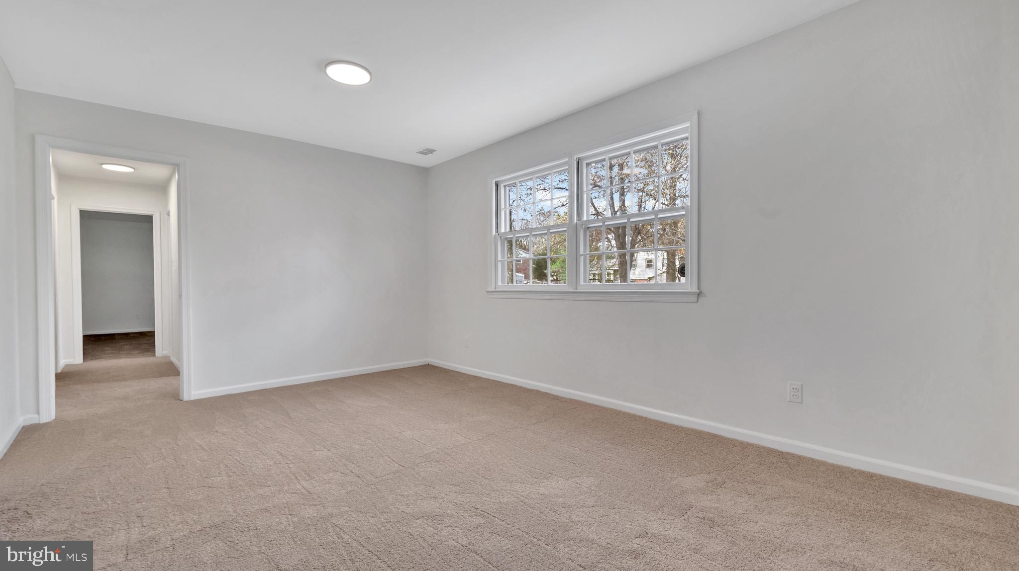 TEMPLE HILLS - Residential