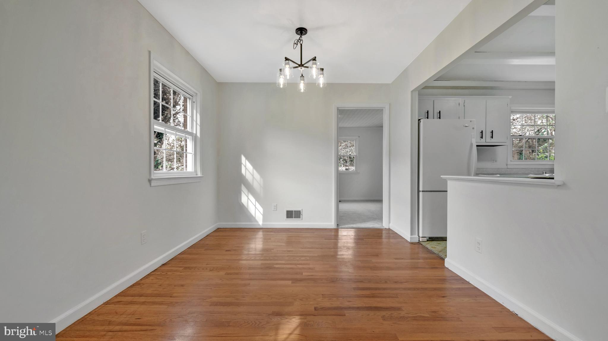 TEMPLE HILLS - Residential