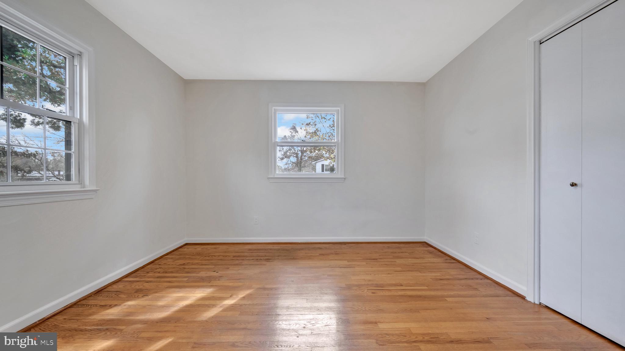 TEMPLE HILLS - Residential