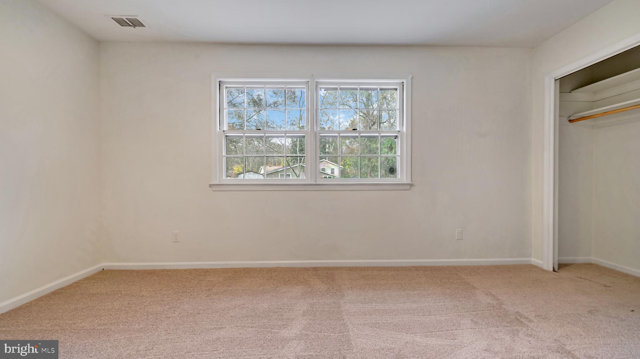 TEMPLE HILLS - Residential