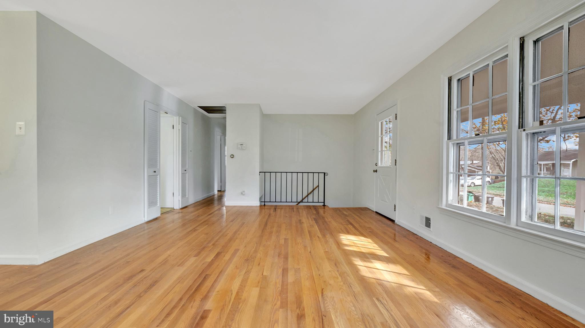 TEMPLE HILLS - Residential