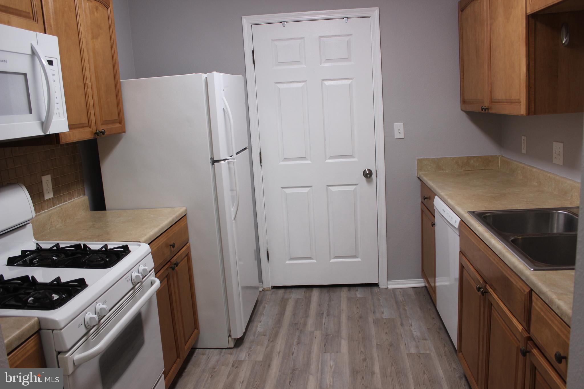 ENGLISH COUNTRY MANOR - Residential