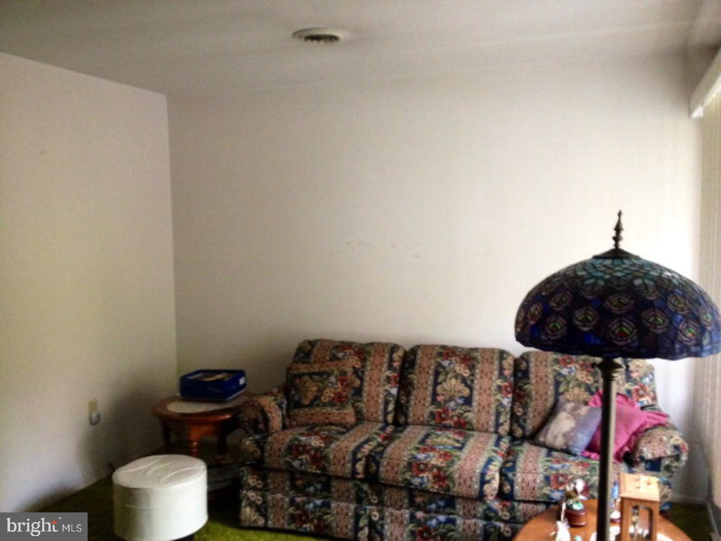 YORKTOWNE - Residential