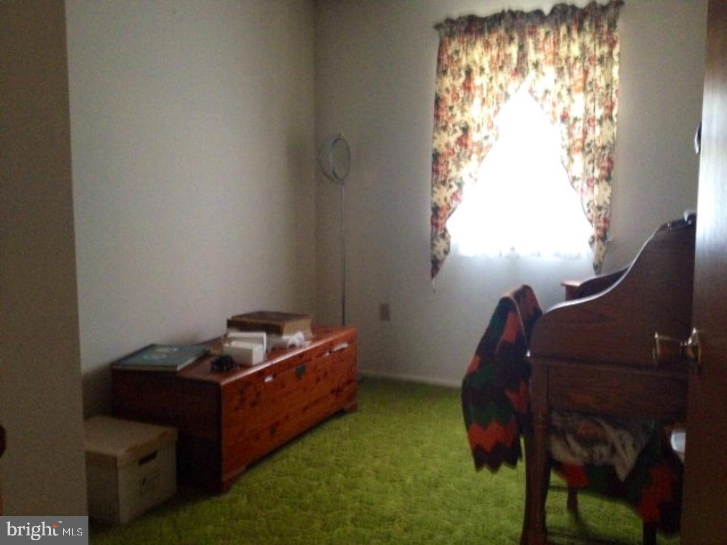 YORKTOWNE - Residential