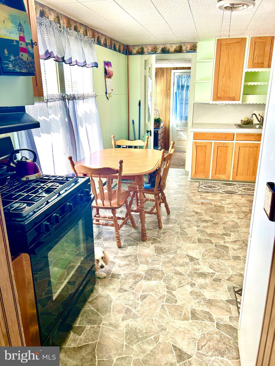 FAYETTEVILLE - Residential