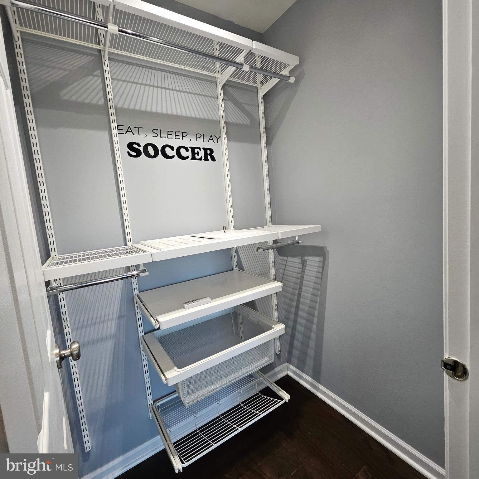 SOUTH RIDING - Residential Lease