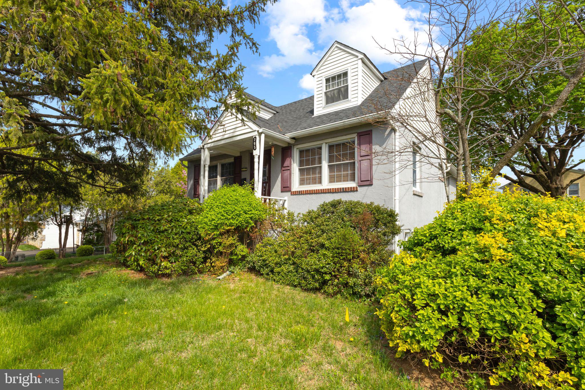 NORTH HILLS - Residential