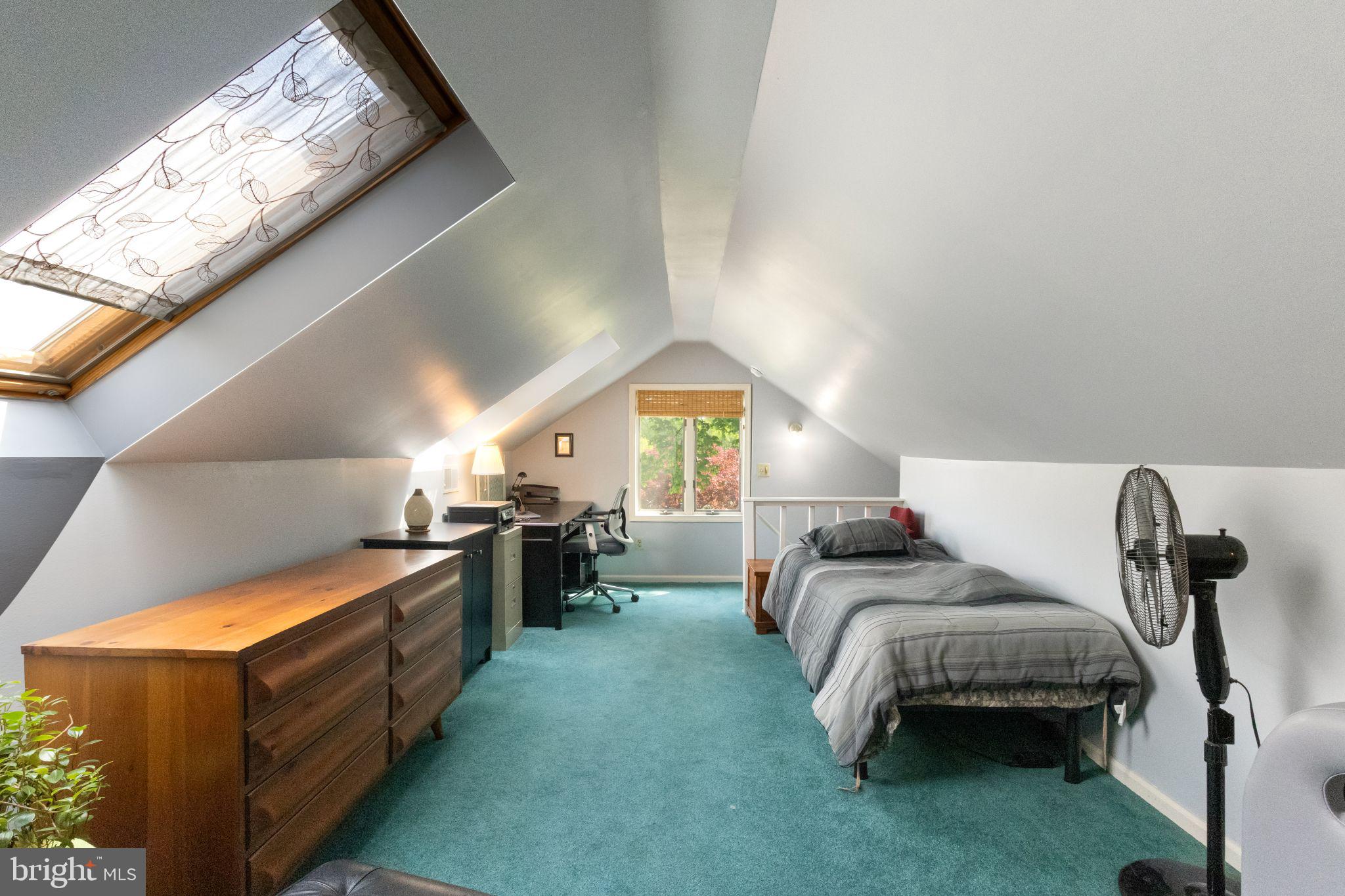NORTH HILLS - Residential