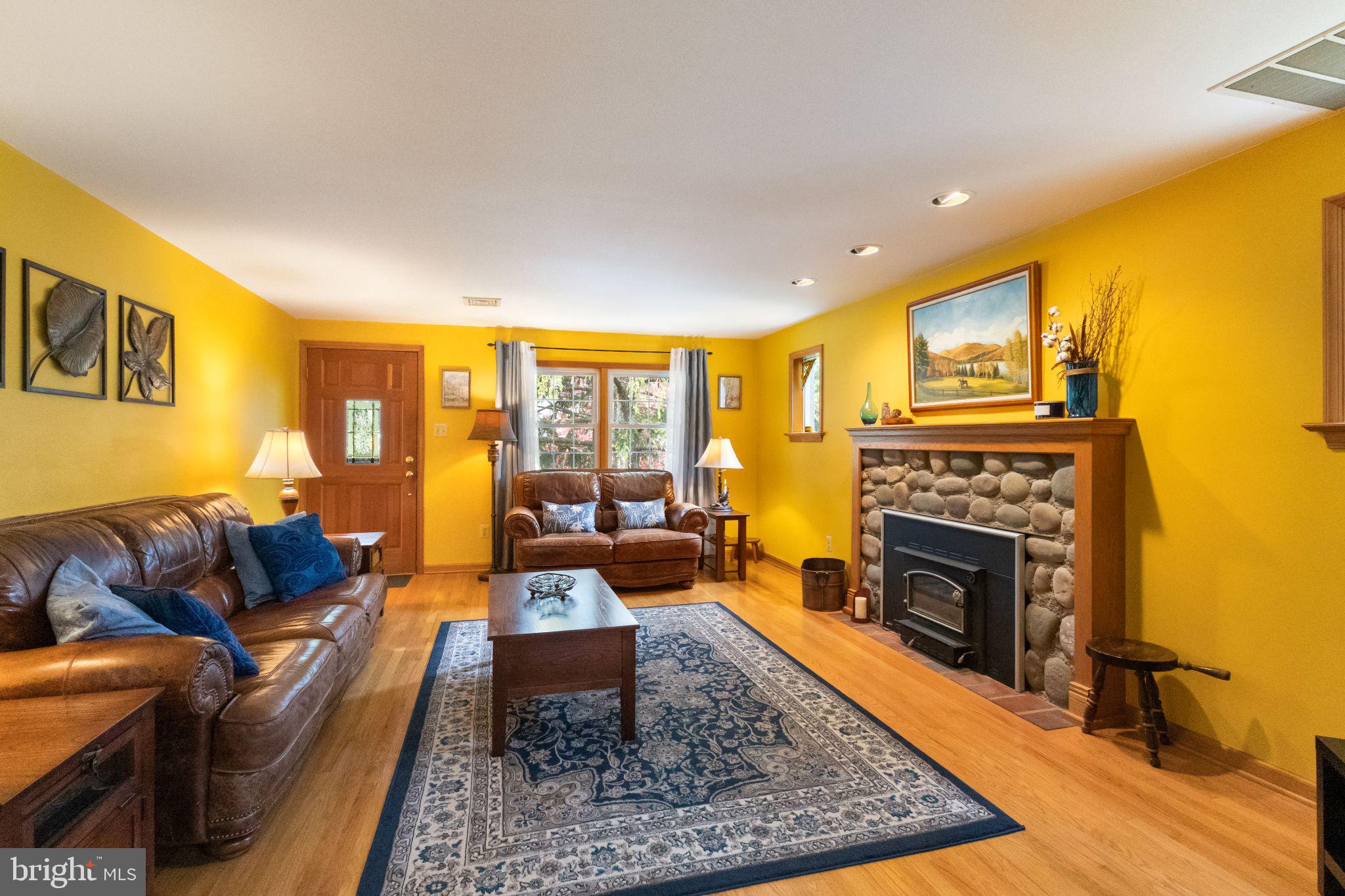 NORTH HILLS - Residential