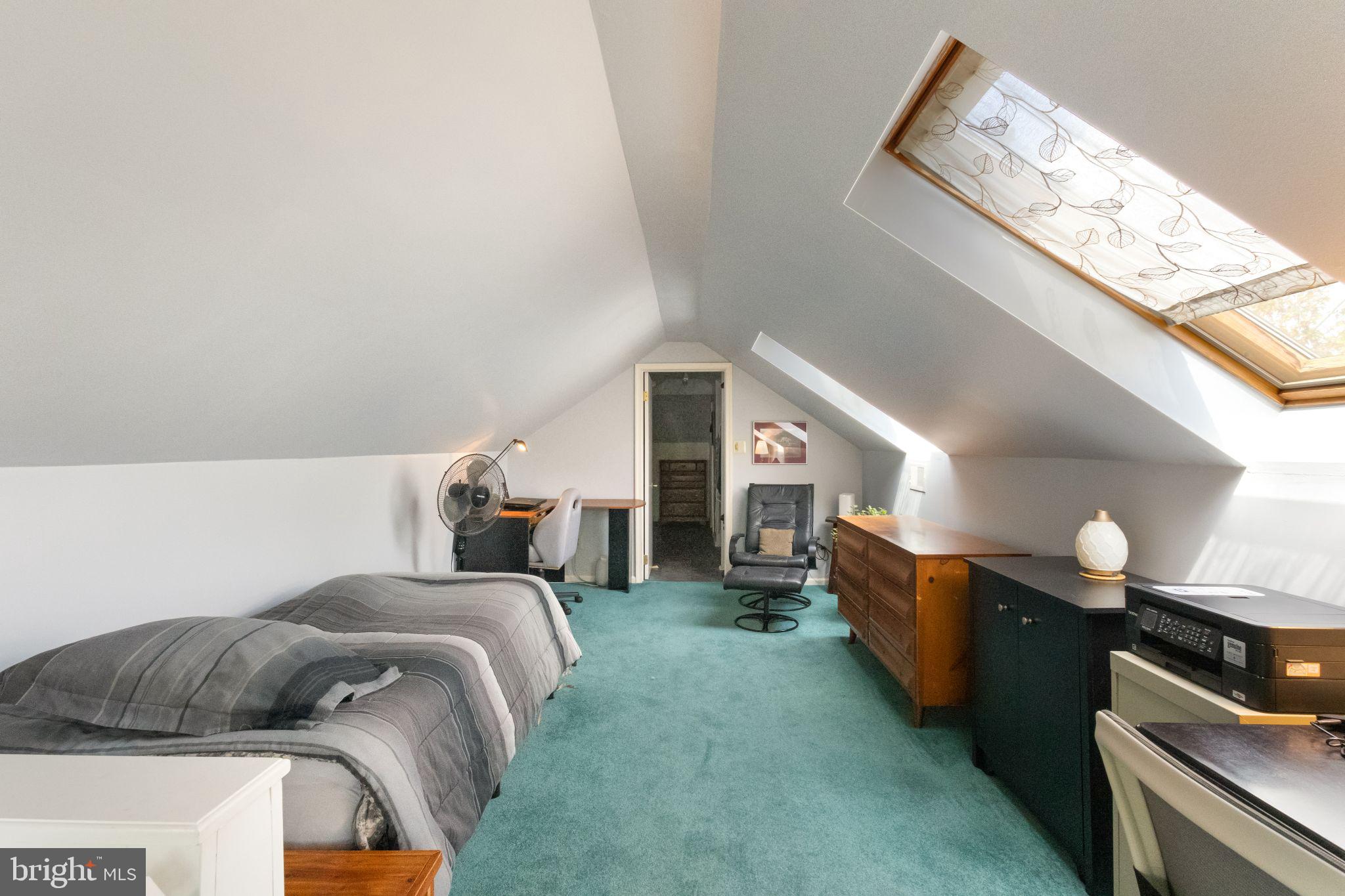 NORTH HILLS - Residential