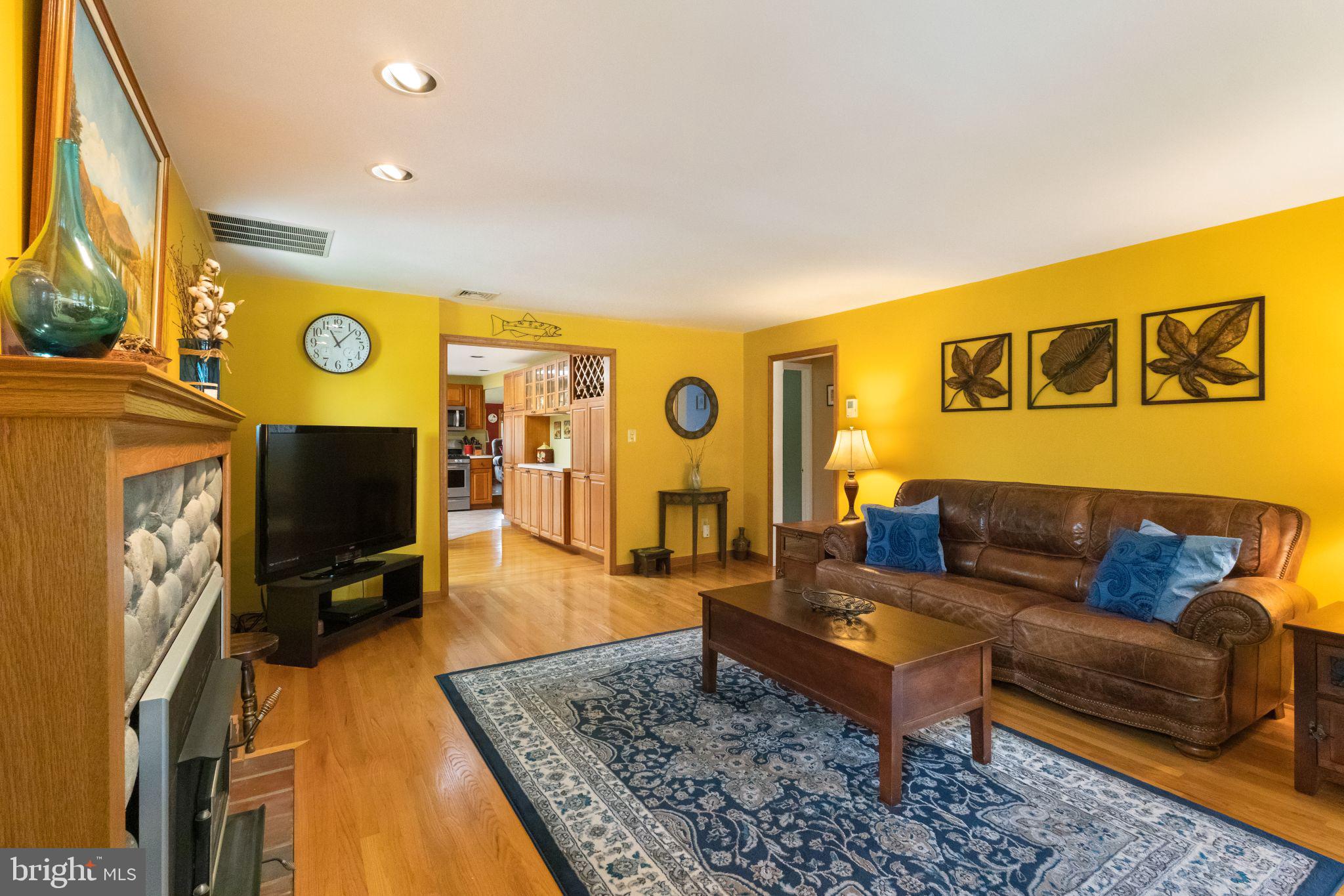 NORTH HILLS - Residential