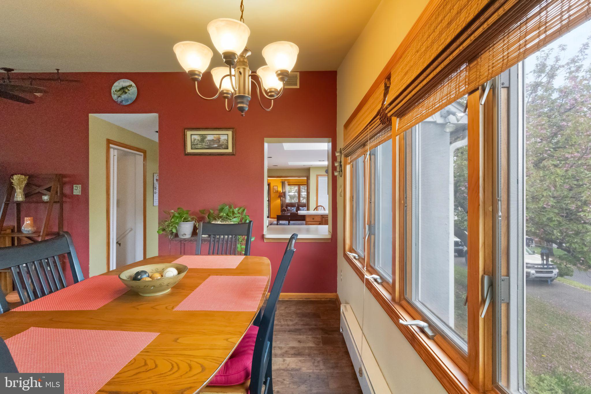 NORTH HILLS - Residential