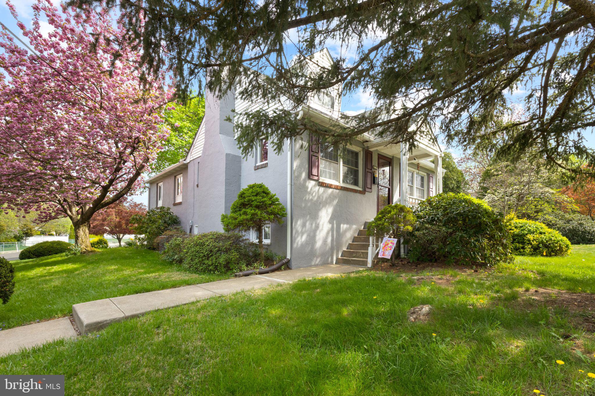 NORTH HILLS - Residential