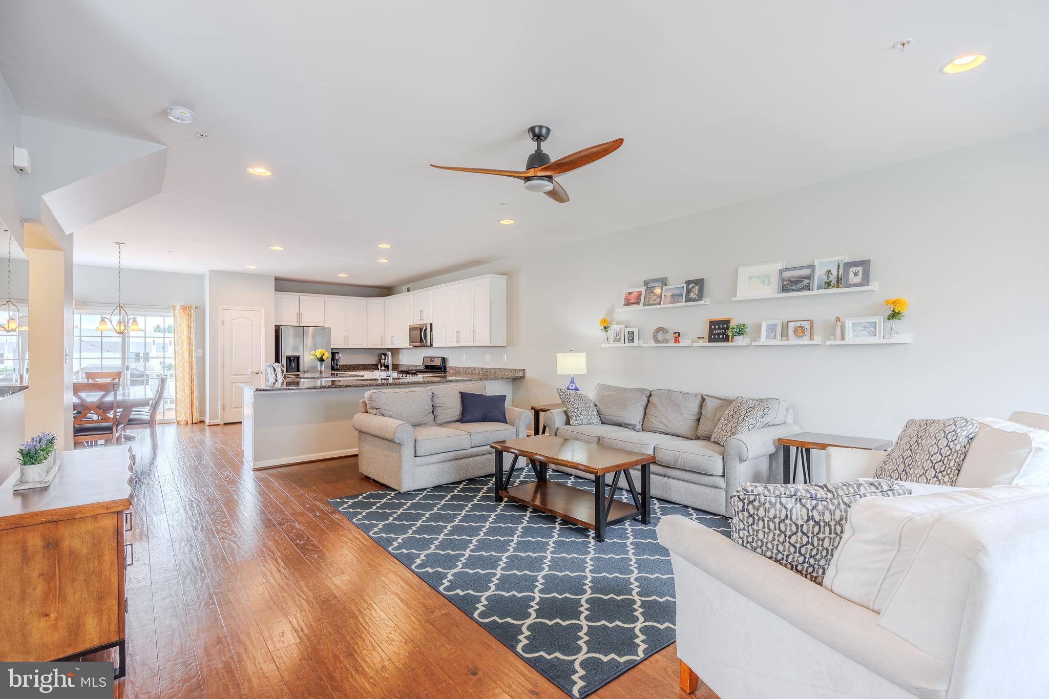 MORRIS PLACE - Residential