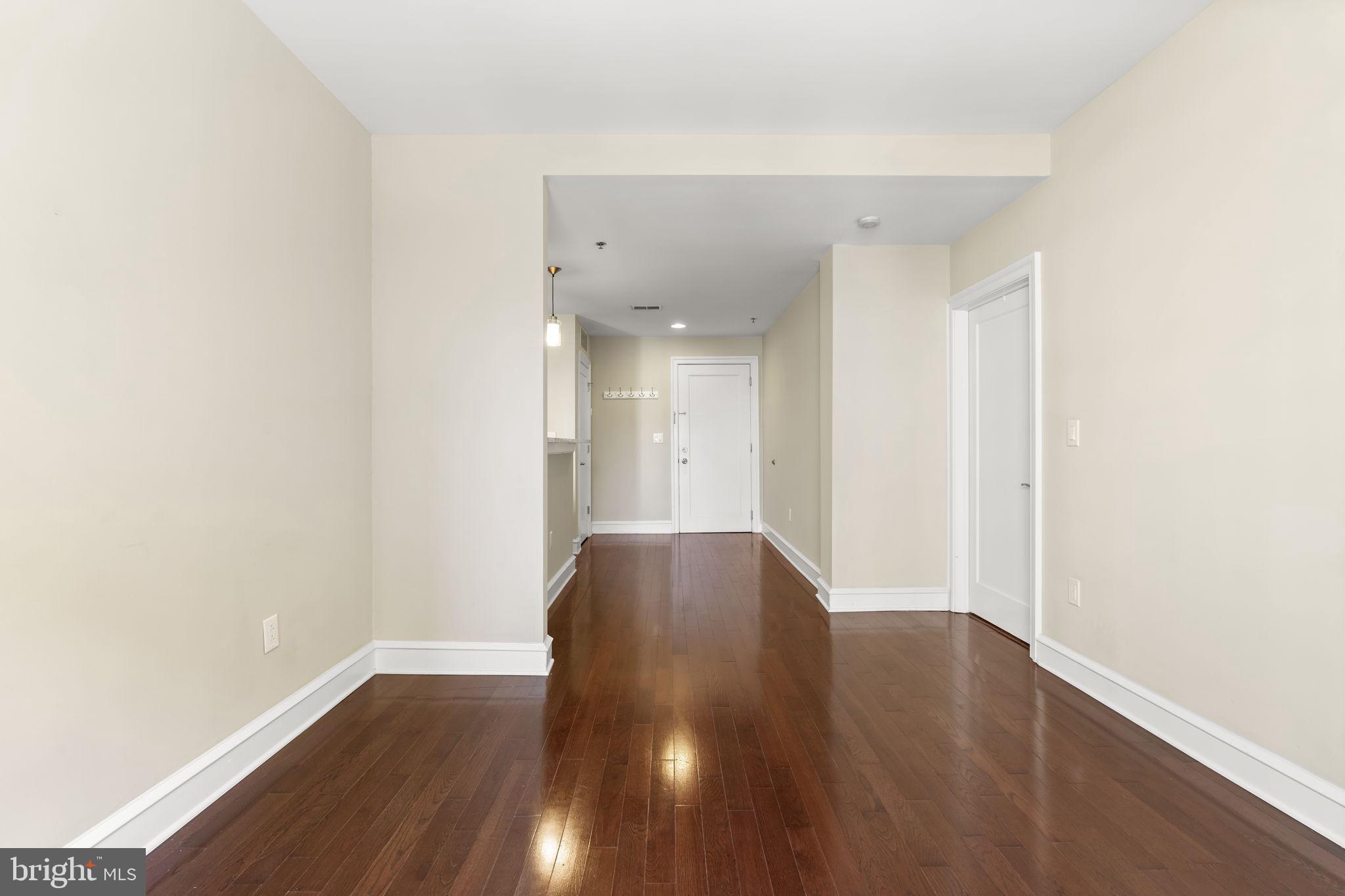 1811 CHESTNUT STREET UNIT 404