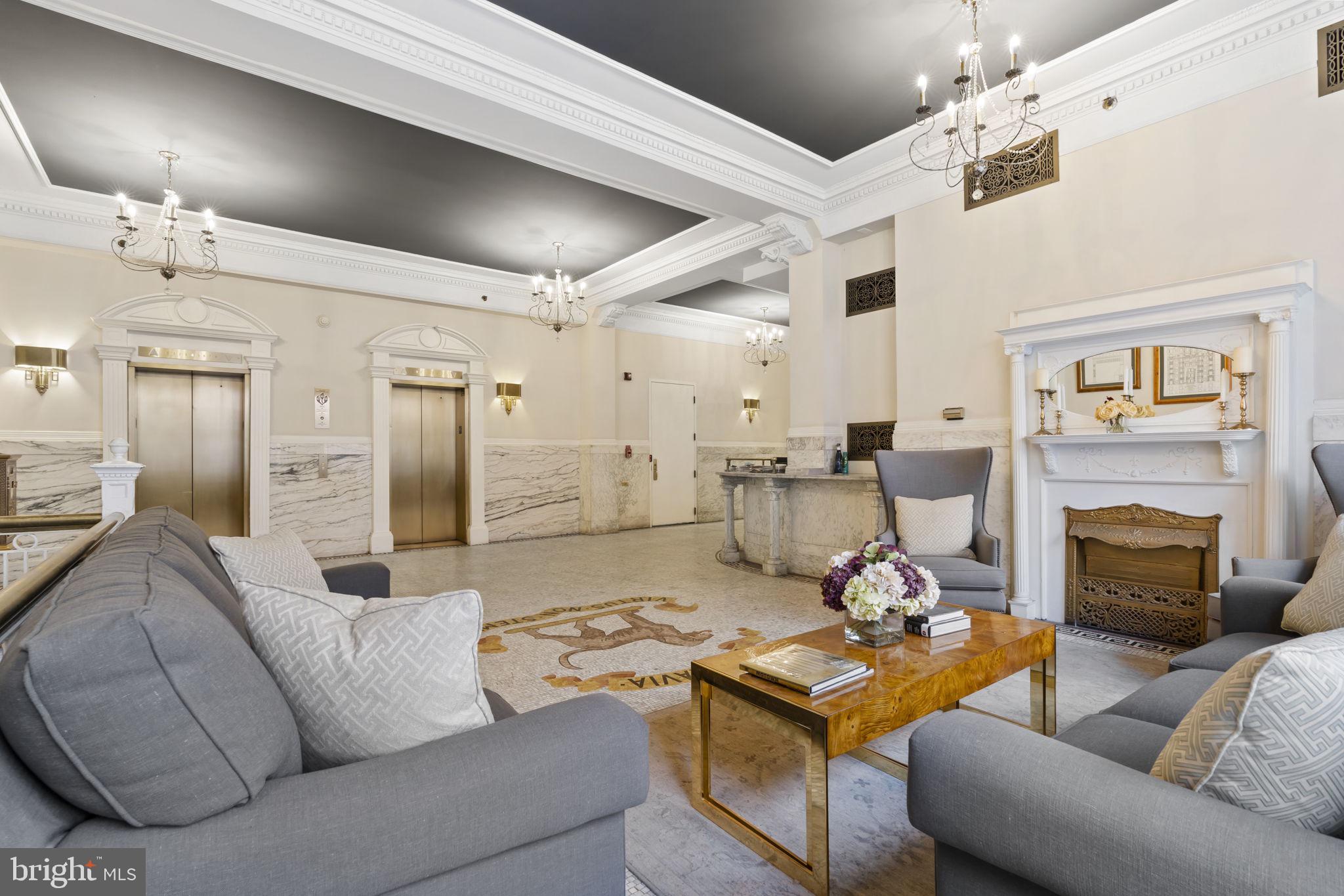 RITTENHOUSE SQUARE - Residential