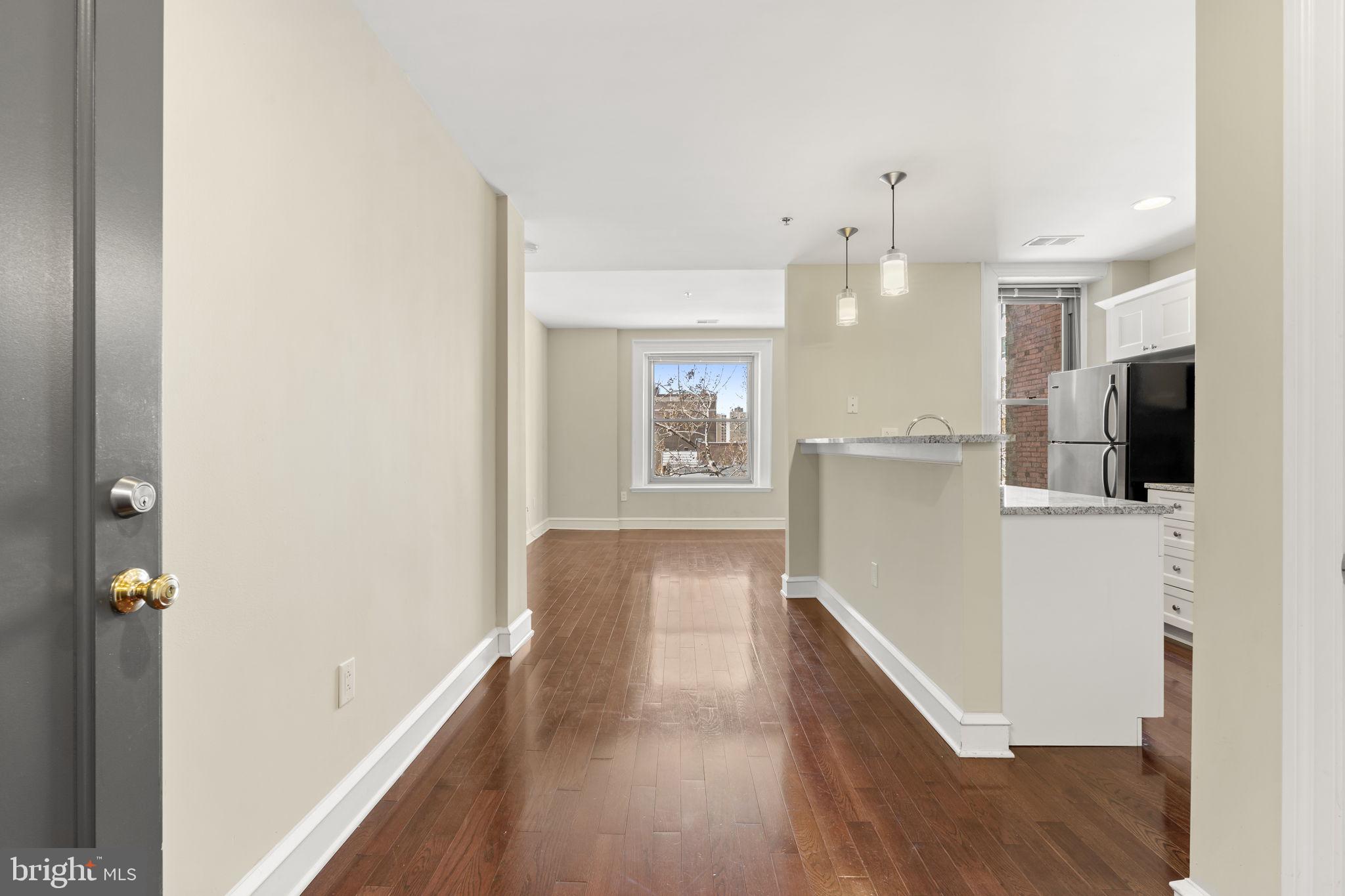 1811 CHESTNUT STREET UNIT 404