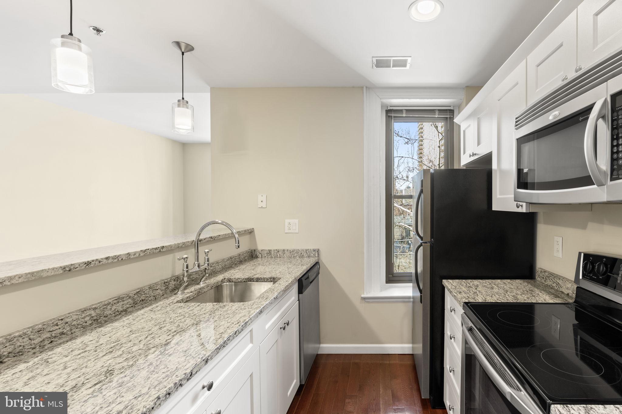 RITTENHOUSE SQUARE - Residential