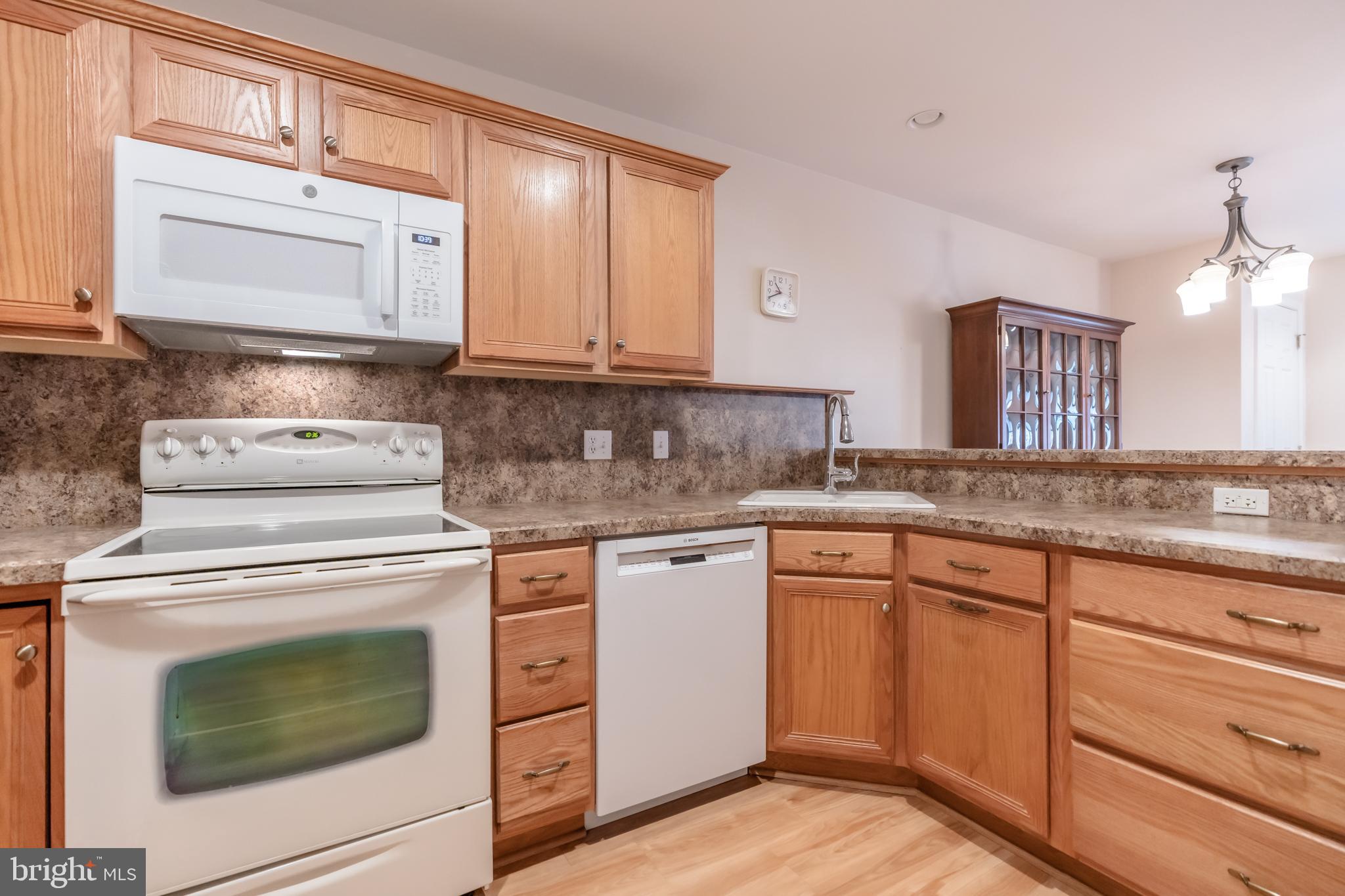 PINEBROOK - Residential