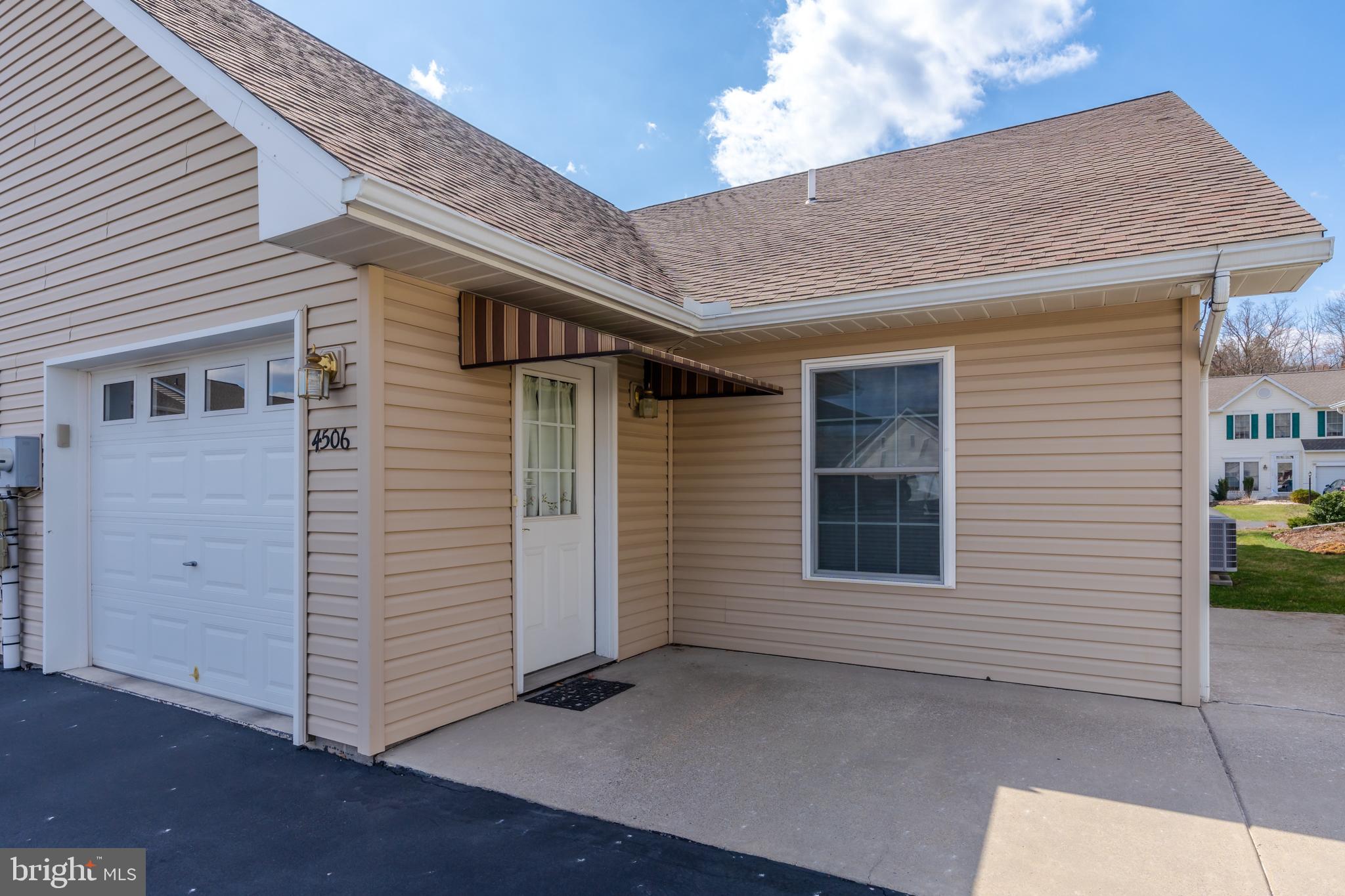 PINEBROOK - Residential