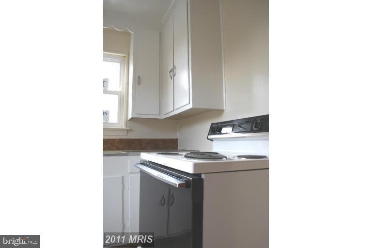 DAMASCUS OUTSIDE - Residential Lease