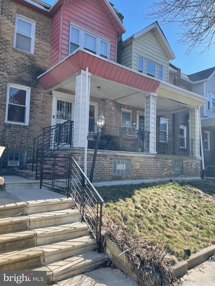 We are excited to introduce this charming 3-bedroom, 2-bathroom home to the market! The seller truly made this place feel like home! As you walk up you will find a lovely front patio area that provides a peaceful space for relaxation or your upcoming outdoor gatherings. Walk in to a spacious, completely open layout with an immediate cozy feel. You first enter into the living room which flows right into the dining area followed by your upgraded, dream kitchen which are all perfect for entertaining guests. Off the kitchen, you'll find a spacious deck, ideal for outdoor dining and relaxation. Head upstairs to find 3 spacious bedrooms and an upgraded common bathroom.  As you make your way downstairs to the basement aka family room or 4th bedroom area you are greeted with a huge open room with endless possibilities . This area also features a full bathroom, storage and a laundry area. This home is conveniently located near shopping, schools, and parks offering an ideal blend of comfort and convenience. Don't miss the opportunity to make this stunning home yours! Schedule your appointment today. This will not last long.