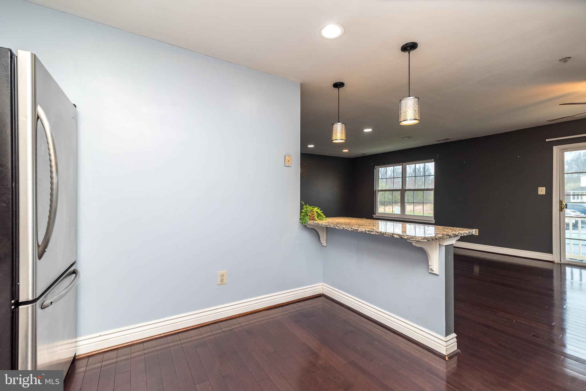 WALNUT BANK FARMS - Residential