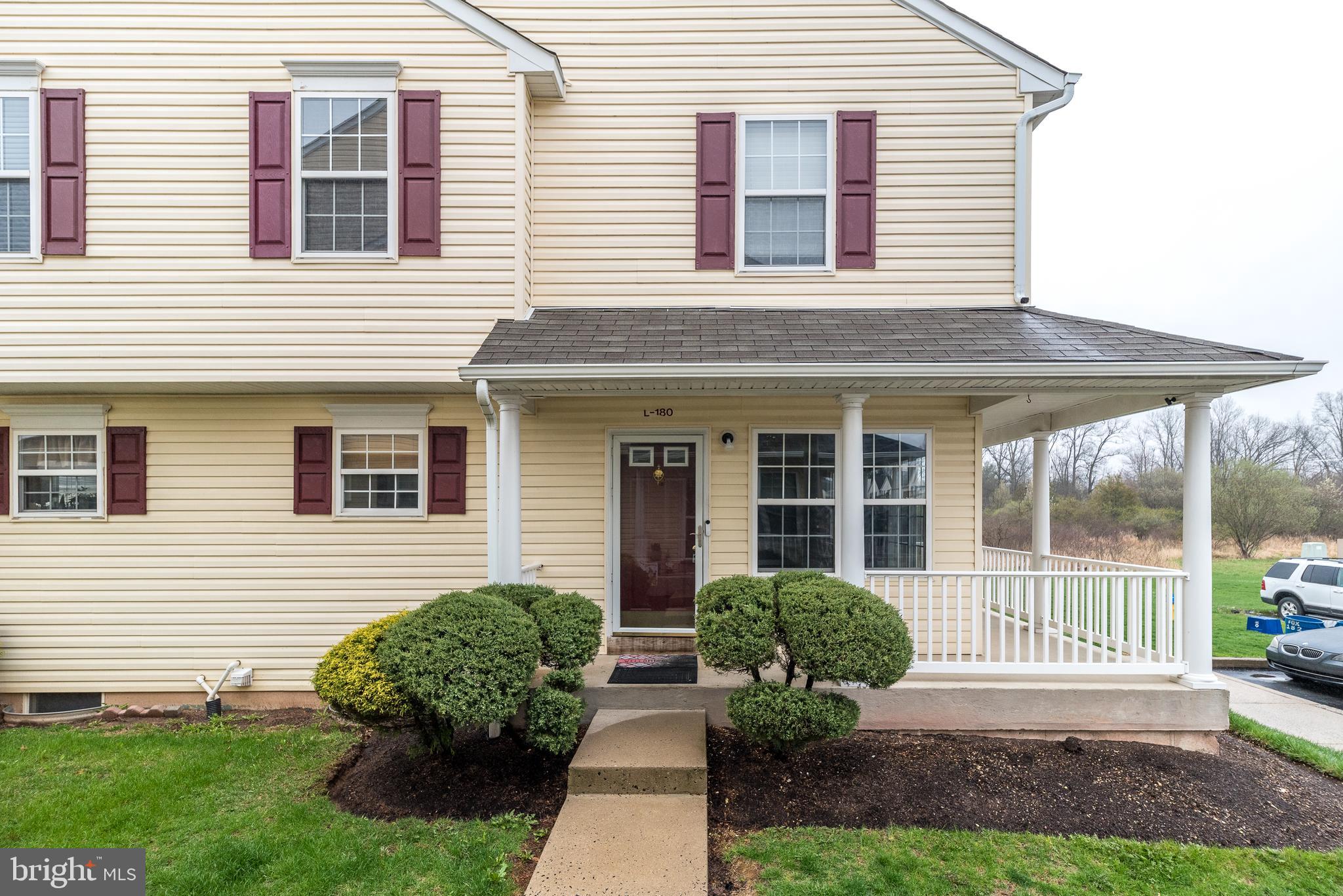 WALNUT BANK FARMS - Residential