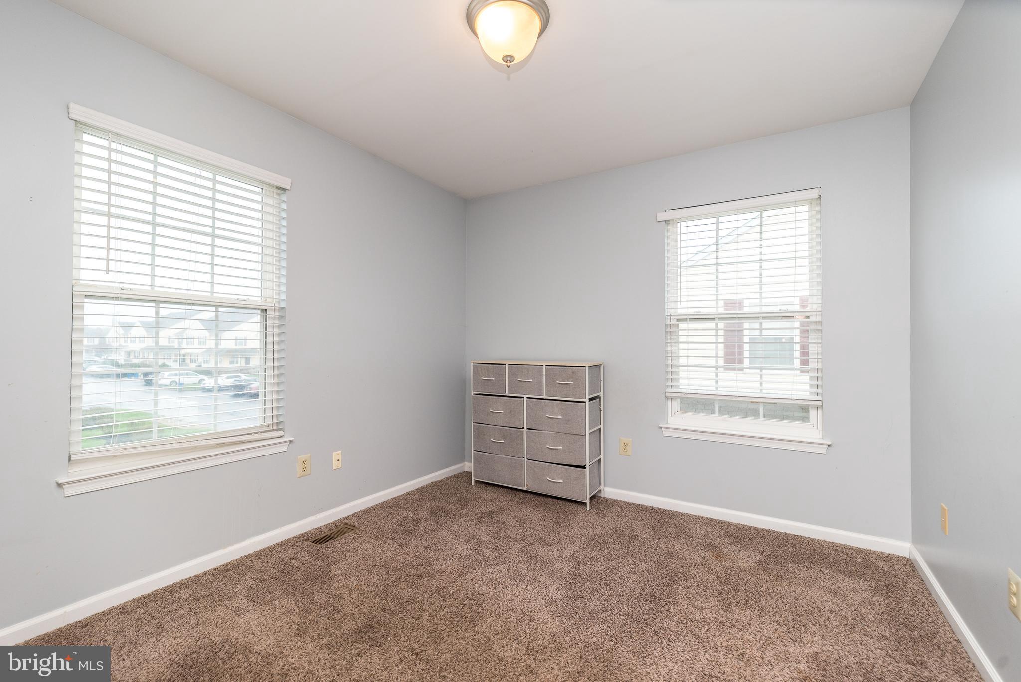 WALNUT BANK FARMS - Residential