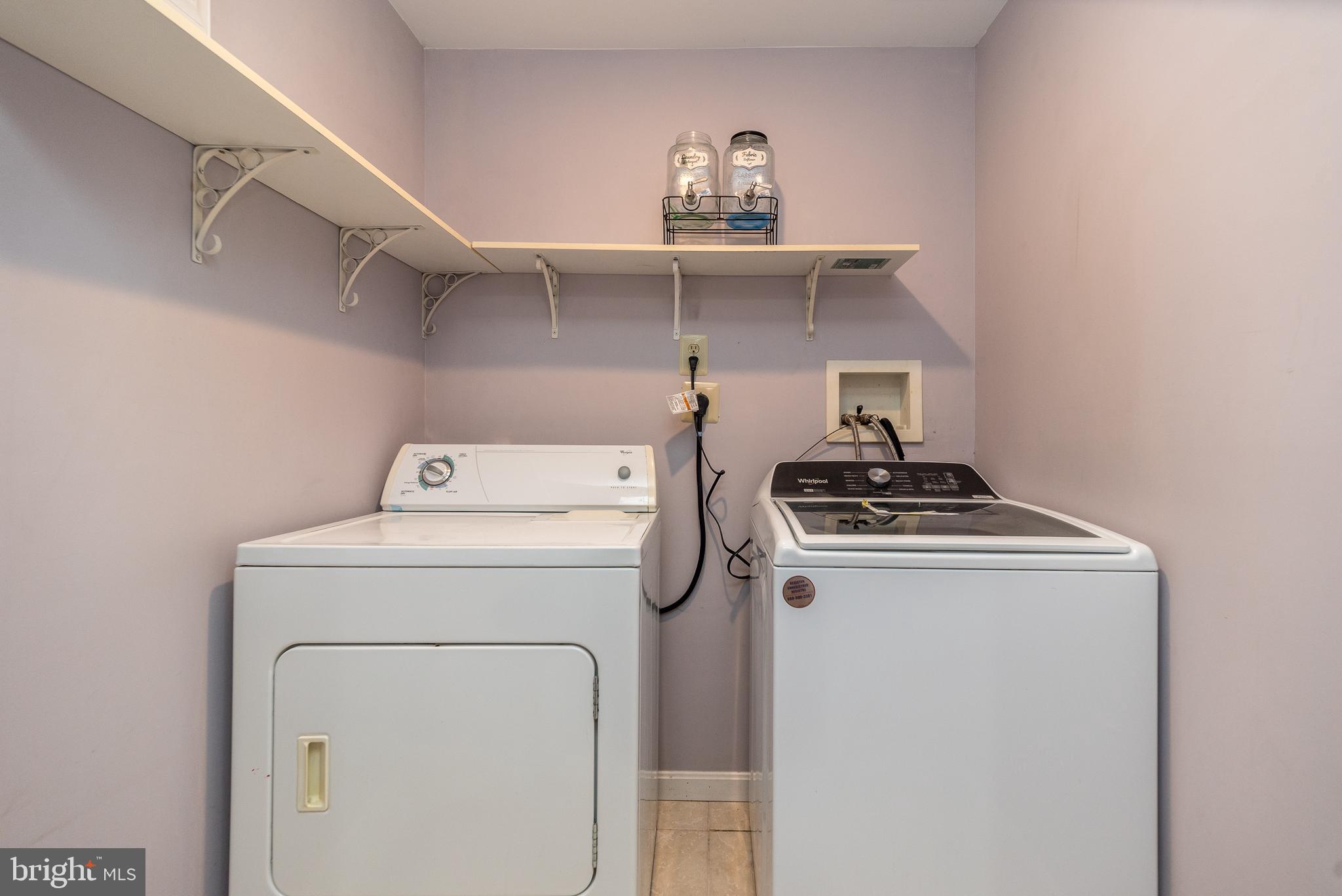 WALNUT BANK FARMS - Residential