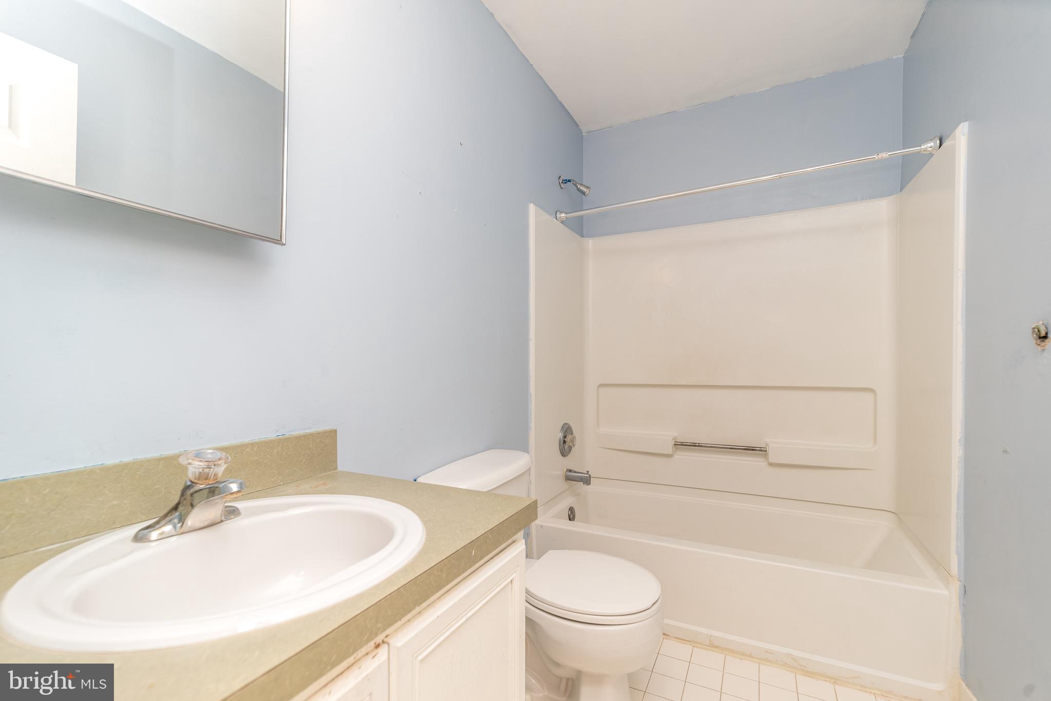 WALNUT BANK FARMS - Residential