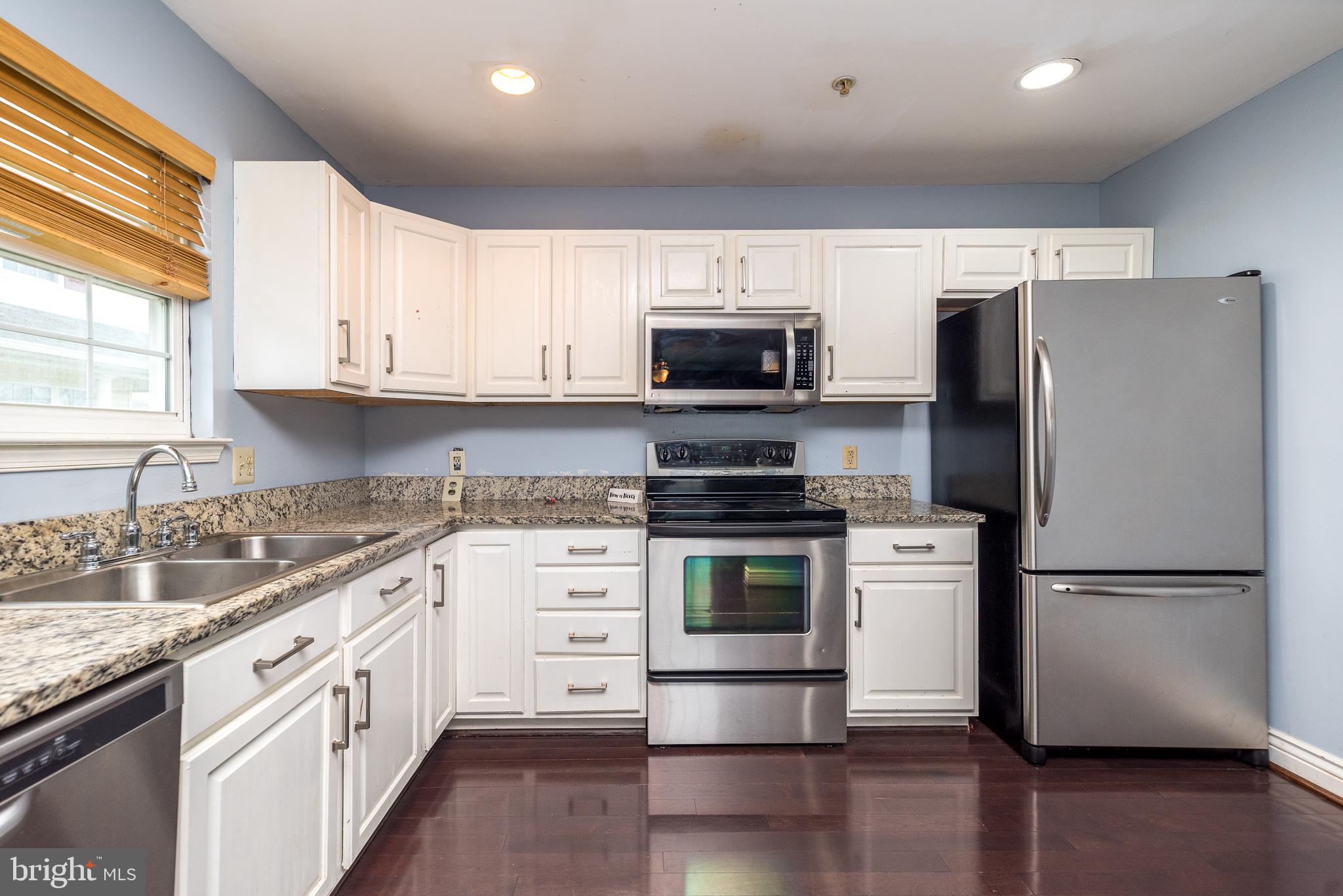 WALNUT BANK FARMS - Residential