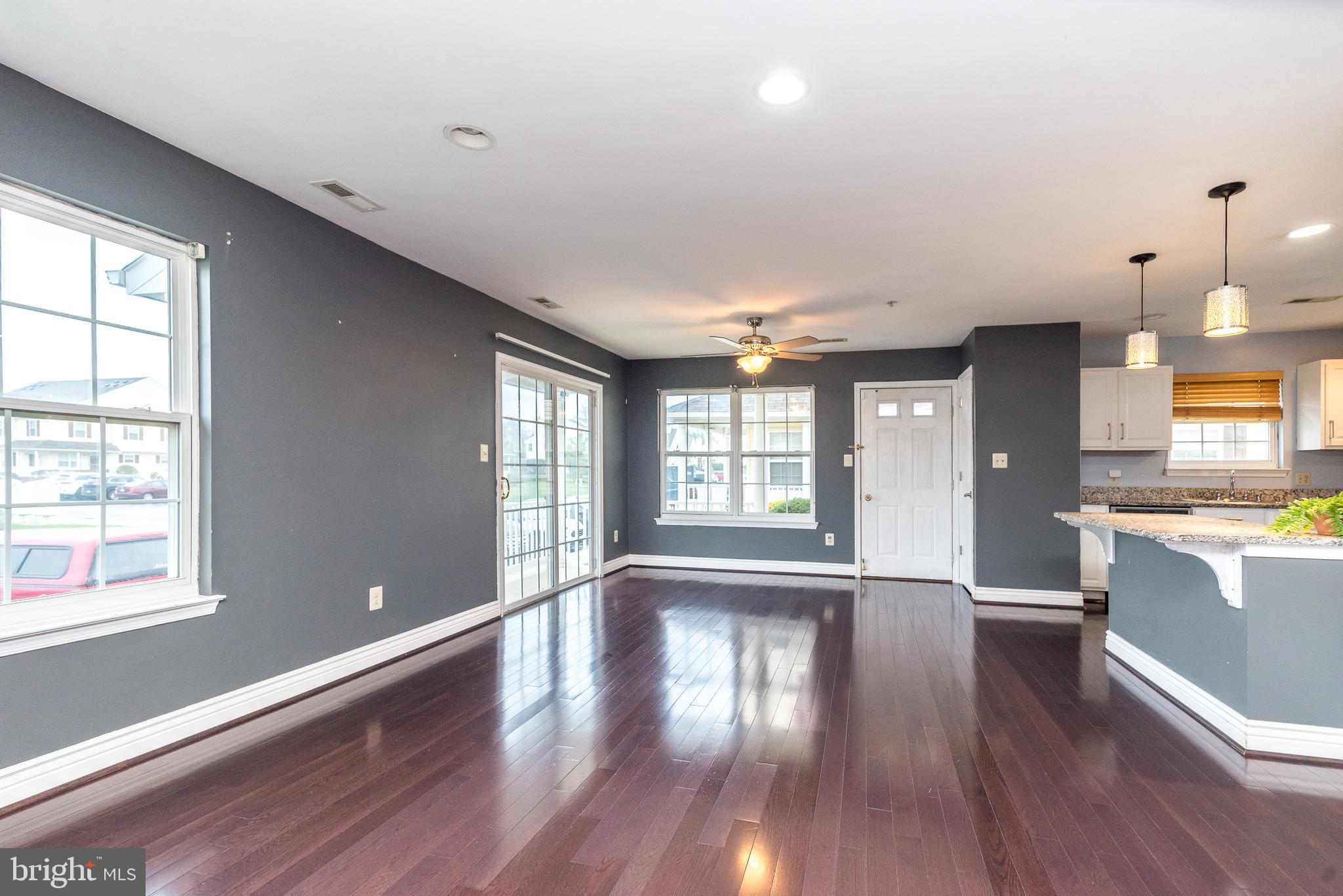 WALNUT BANK FARMS - Residential