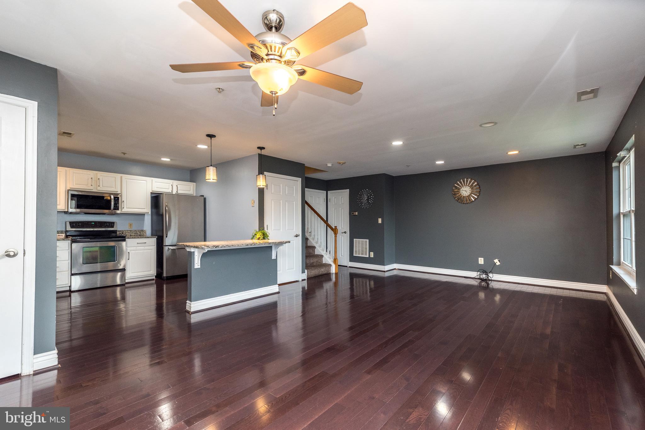 WALNUT BANK FARMS - Residential