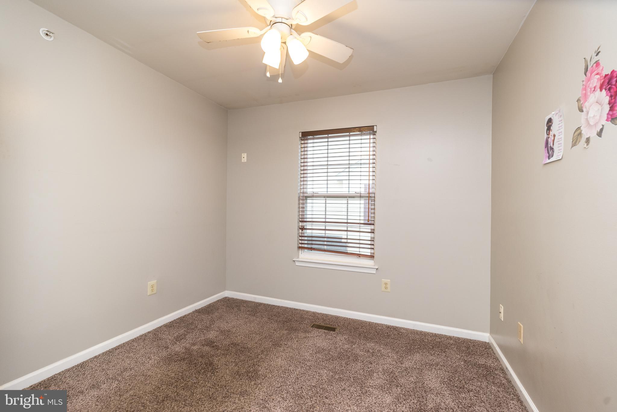 WALNUT BANK FARMS - Residential