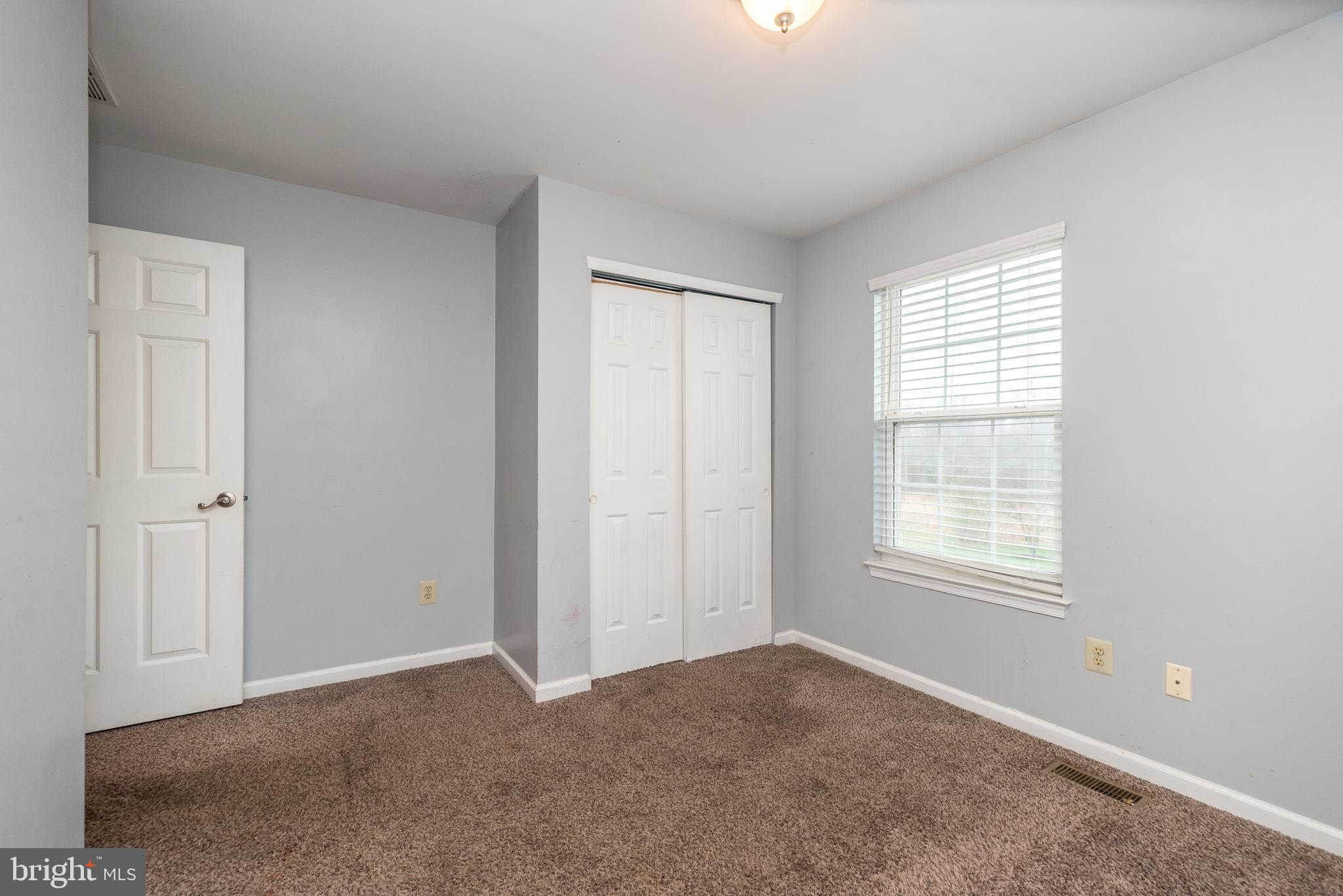 WALNUT BANK FARMS - Residential