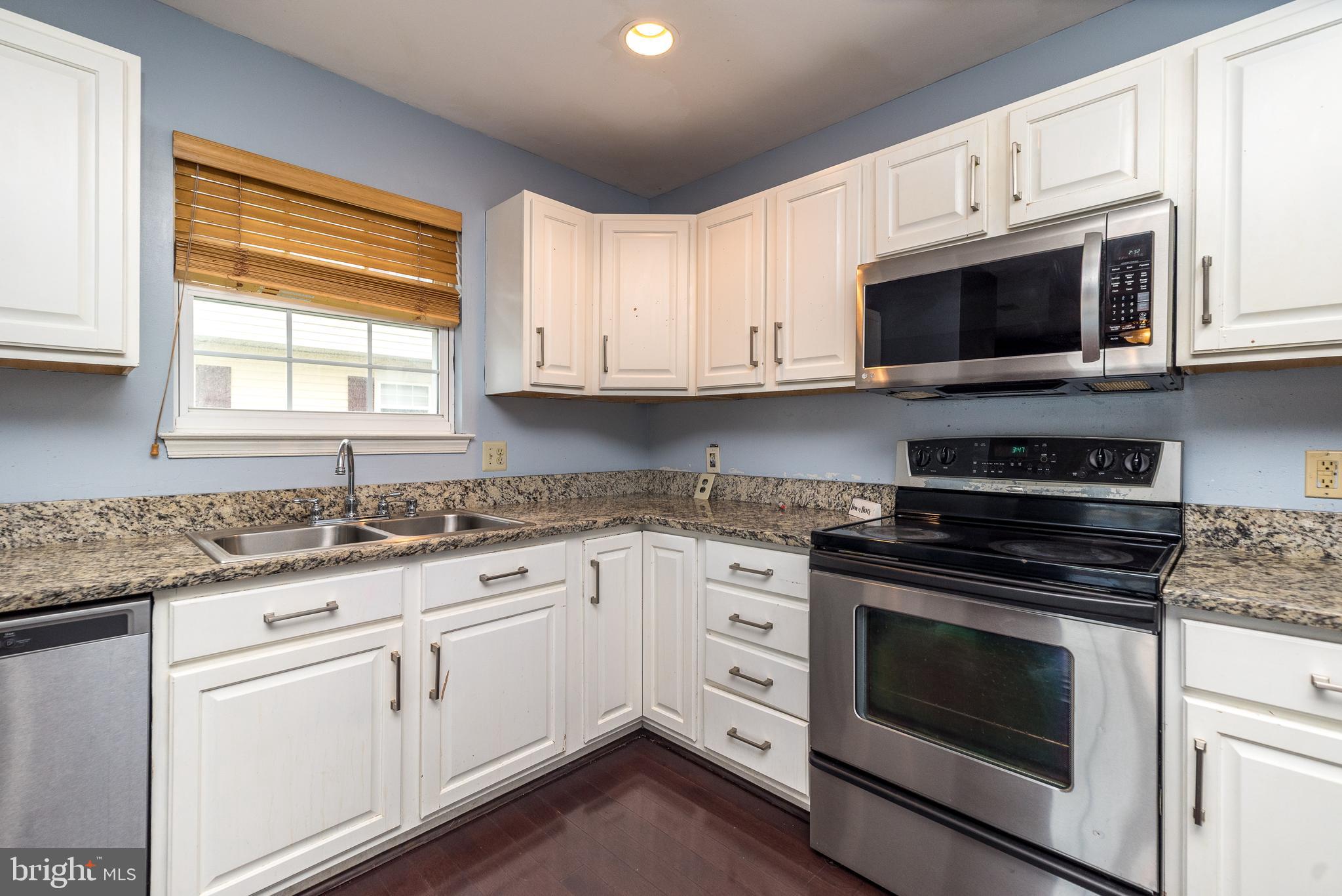 WALNUT BANK FARMS - Residential