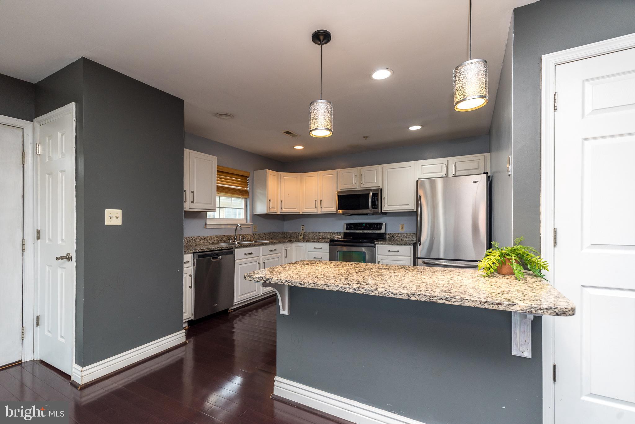 WALNUT BANK FARMS - Residential